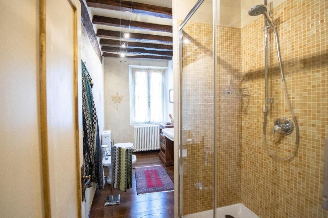 Villa Ottocentesca Immersa Nel Verde Montecavolo Exterior foto
