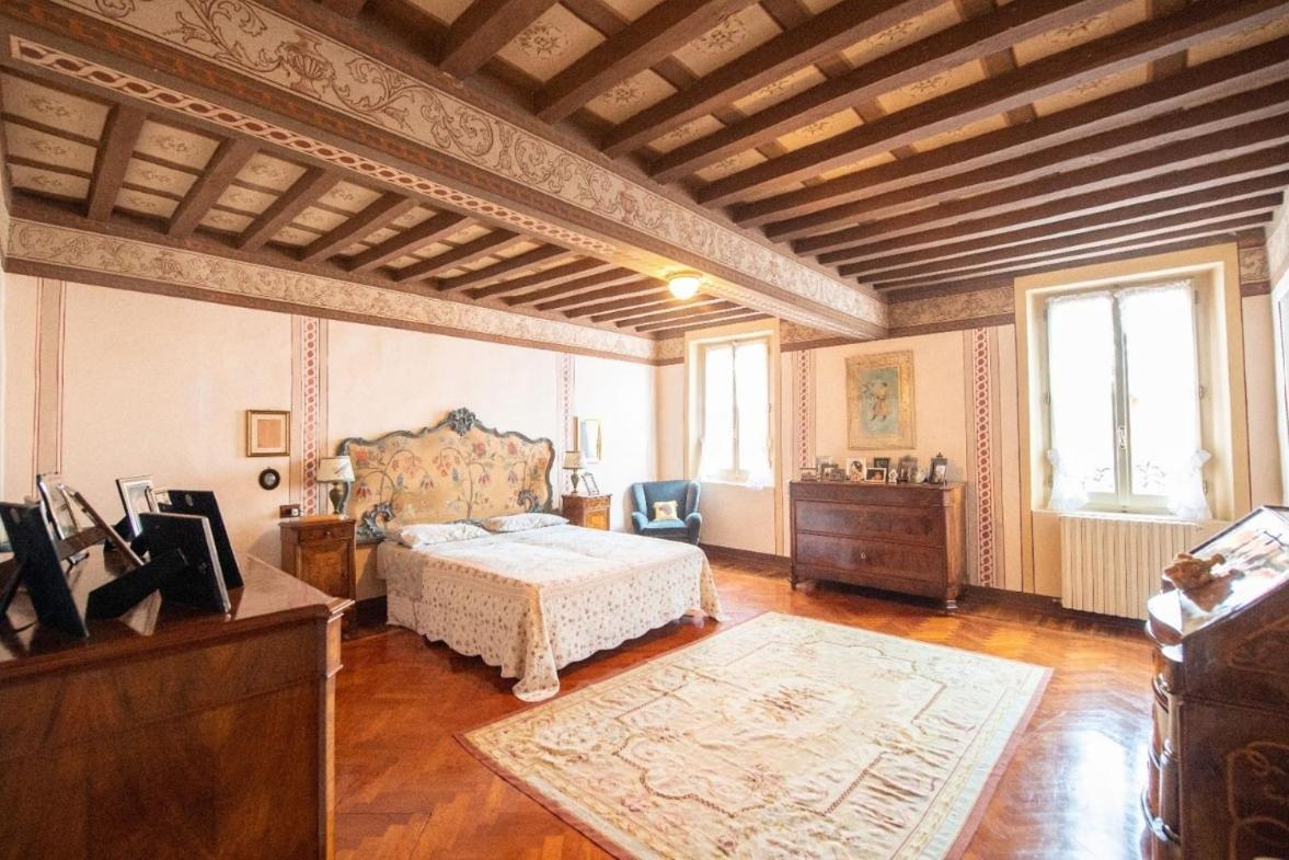 Villa Ottocentesca Immersa Nel Verde Montecavolo Exterior foto
